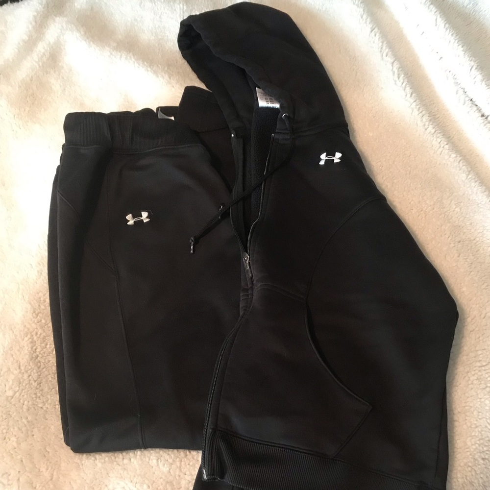 Under Armour hooded sweatshirt & pants, size of